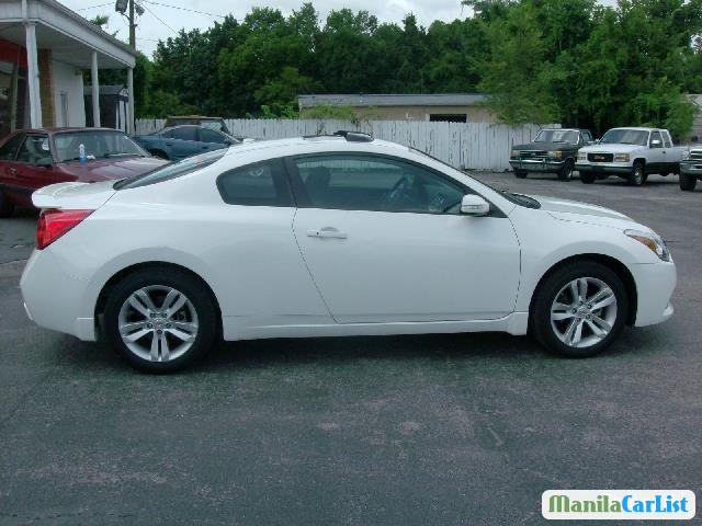 Nissan Altima Automatic 2011 - image 4