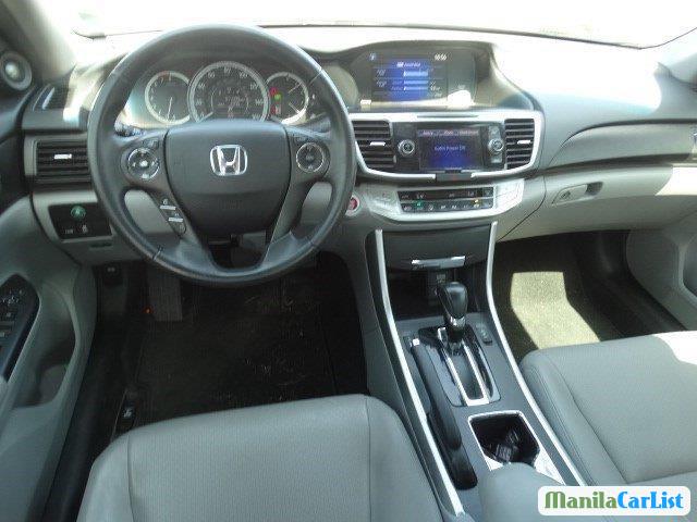 Honda Accord Automatic 2013 - image 5