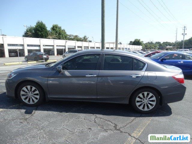 Honda Accord Automatic 2013 - image 6