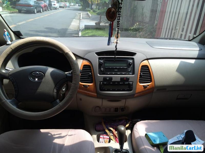 Toyota Innova Automatic 2015 - image 2