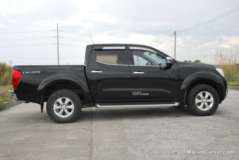 Pictures of Nissan Navara Automatic 2015