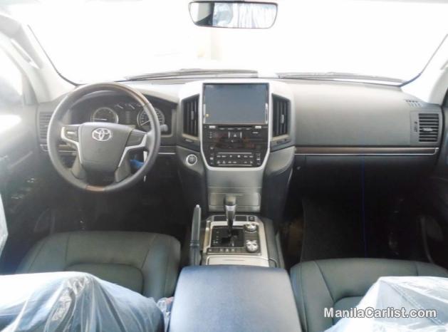 Toyota Land Cruiser 4.6L Automatic 2020 in Metro Manila - image