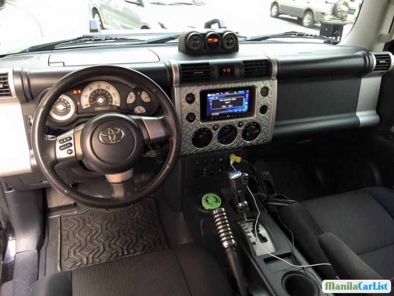 Toyota FJ Cruiser Automatic 2007 - image 2