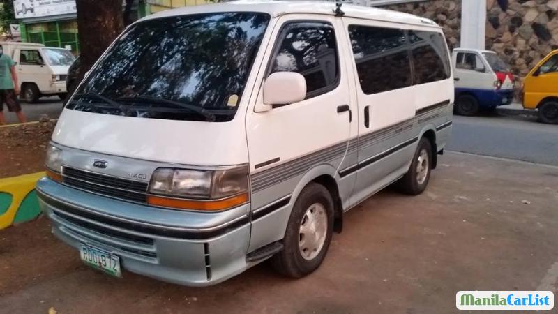 Toyota Hiace Automatic 2015 in Batangas
