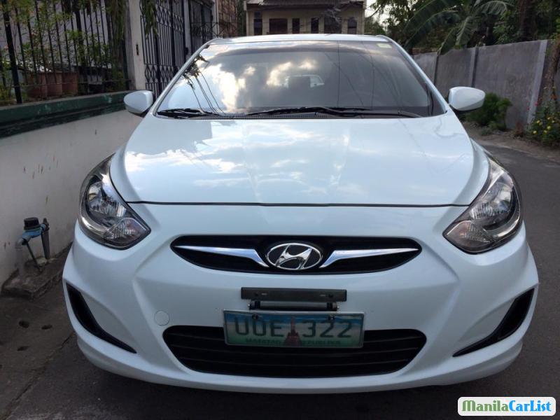 Hyundai Accent Automatic 2013 - image 2