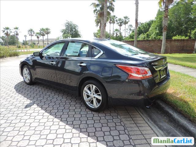 Nissan Altima Automatic 2013 - image 4