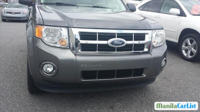 Ford Escape Automatic 2012 - image 2