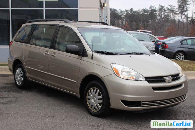 Picture of Toyota Sienna Automatic 2005
