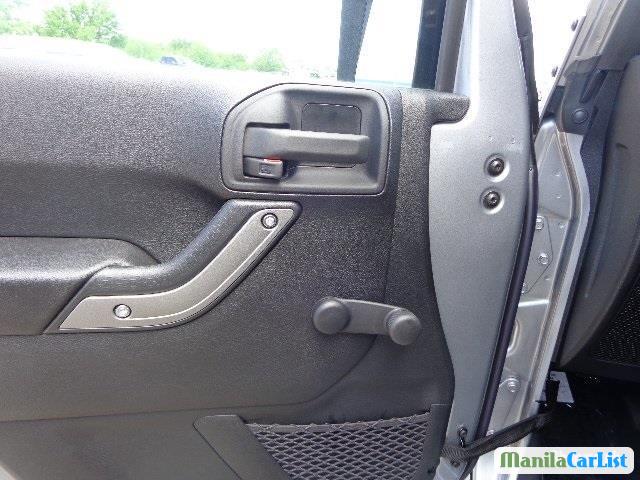 Jeep Wrangler Automatic 2015 - image 10