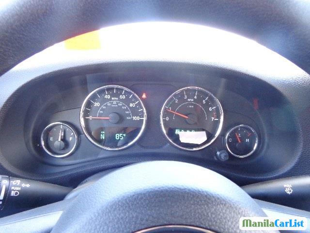 Jeep Wrangler Automatic 2015 - image 11