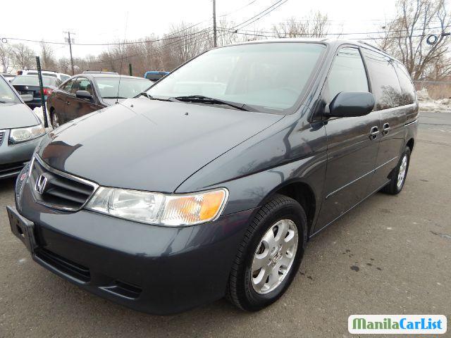 Pictures of Honda Odyssey Automatic 2004