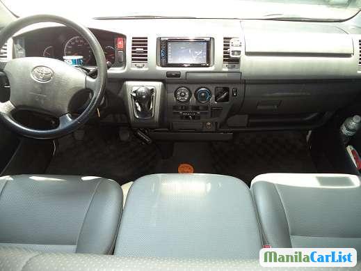 Toyota Hiace Manual 2010