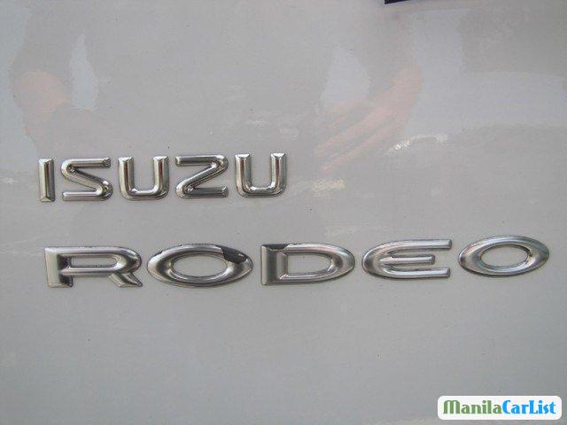 Isuzu Rodeo Manual 2004 - image 5