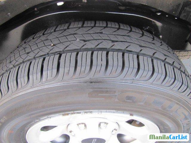 Isuzu Rodeo Manual 2004 - image 6