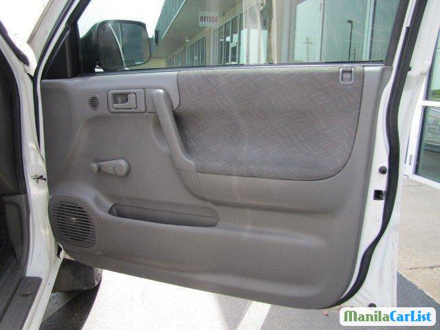 Isuzu Rodeo Manual 2004 - image 8