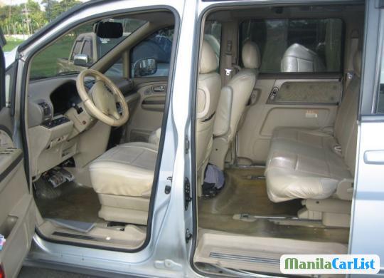 Nissan Serena Automatic 2003 - image 4