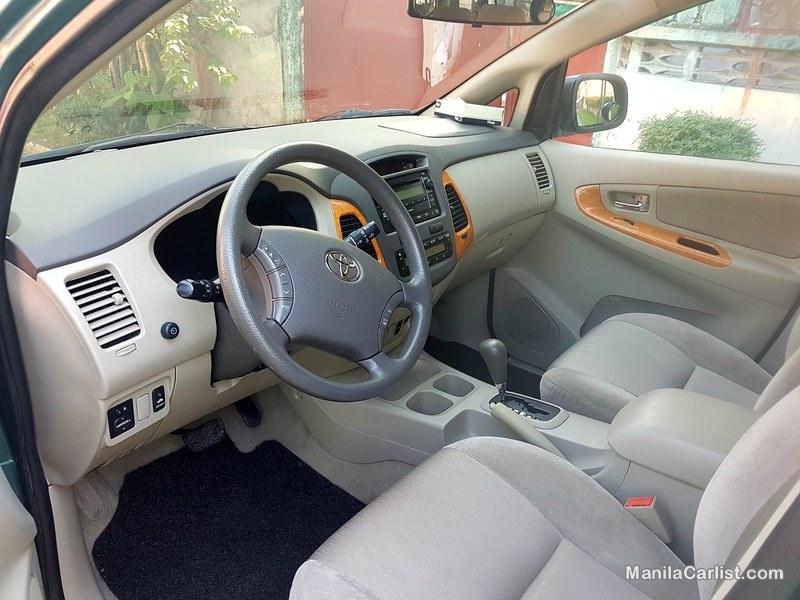 Toyota Innova 7 Automatic 2011 - image 2