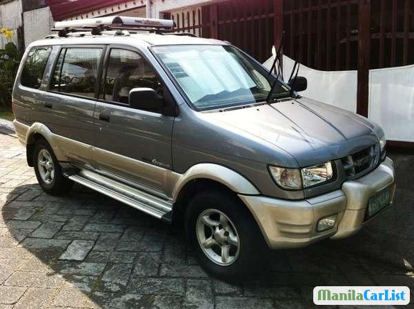 Isuzu Crosswind Automatic - image 3