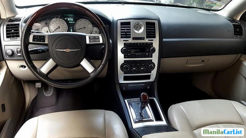 Chrysler 300C Automatic 2008 - image 2
