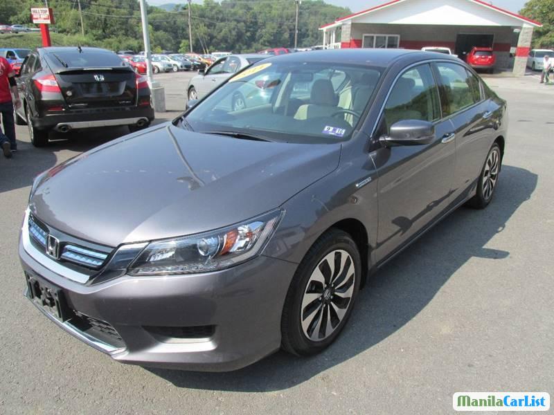 Pictures of Honda Accord Automatic 2014