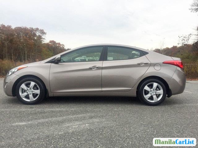 Hyundai Elantra 2014