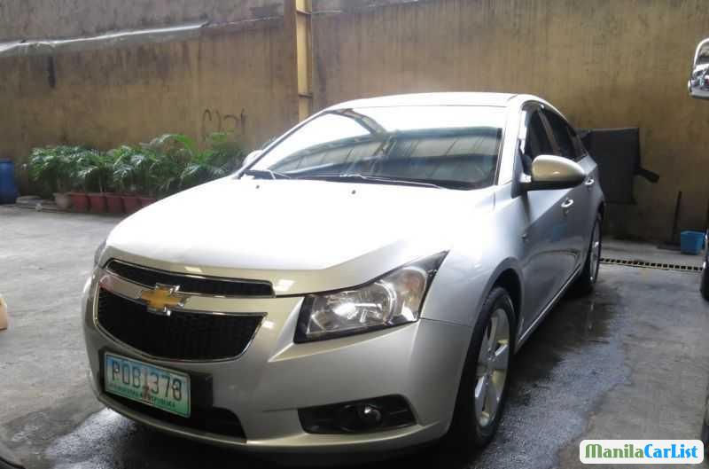 Pictures of Chevrolet Cruze Automatic 2011
