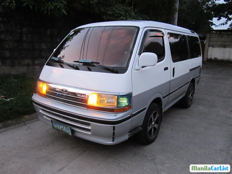 Toyota Hiace Automatic 2006 - image 2
