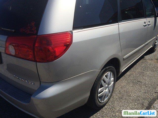 Toyota Sienna Automatic 2006