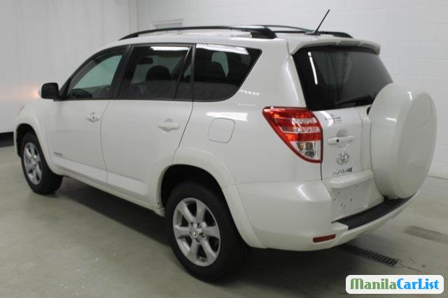 Toyota RAV4 Automatic 2012 in Metro Manila