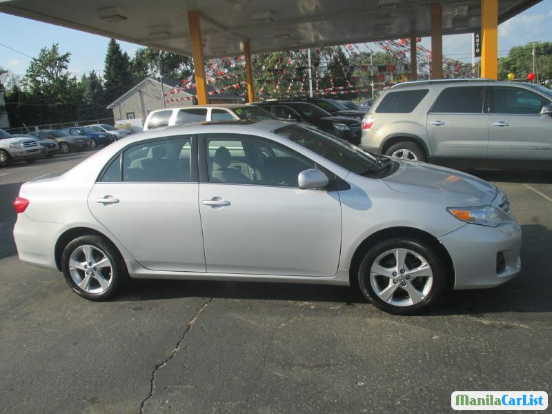 Toyota Corolla Automatic 2013 in Metro Manila
