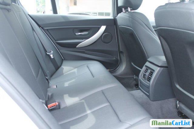 BMW 3 Series Automatic 2014 - image 5