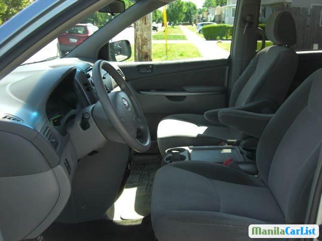 Toyota Sienna Automatic 2006 - image 5
