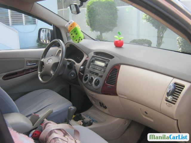 Toyota Innova Automatic 2005