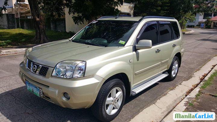 Pictures of Nissan X-Trail Automatic 2010