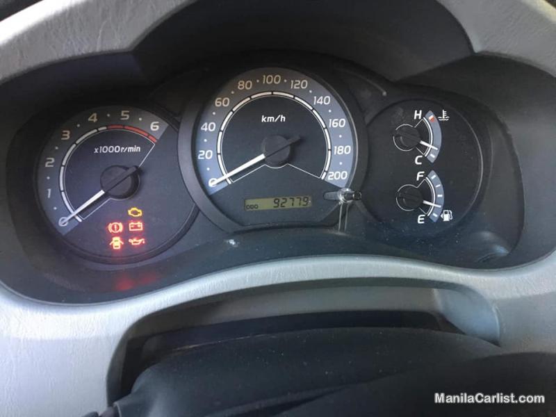 Toyota Innova Automatic 2011 - image 3