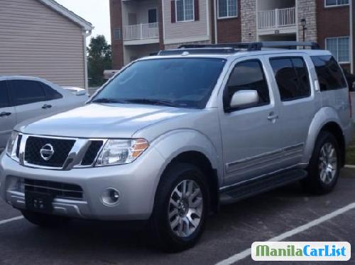 Pictures of Nissan Pathfinder