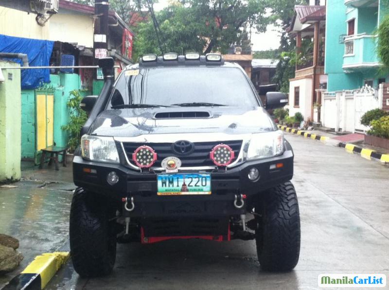 Pictures of Toyota Hilux Automatic 2012
