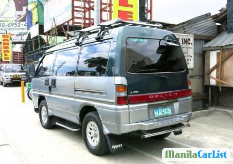 Mitsubishi Delica Automatic 1994 - image 3