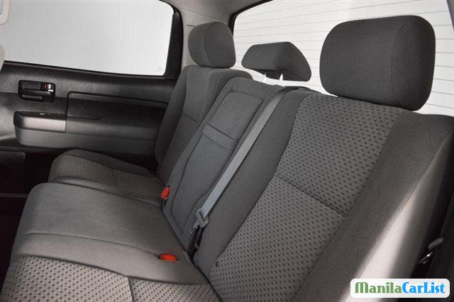 Toyota Tundra Automatic 2013 - image 10