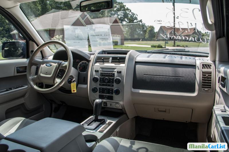 Ford Escape Automatic 2011 - image 10