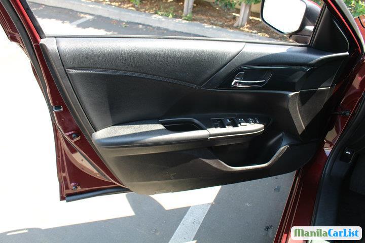 Honda Accord Automatic 2013 - image 12