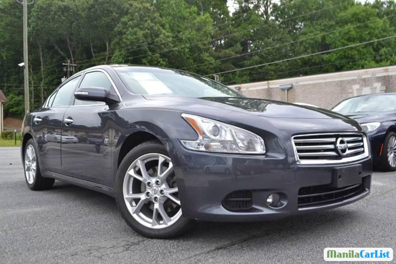 Pictures of Nissan Maxima Semi-Automatic 2012