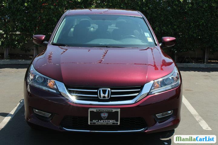 Honda Accord Automatic 2013 in Metro Manila