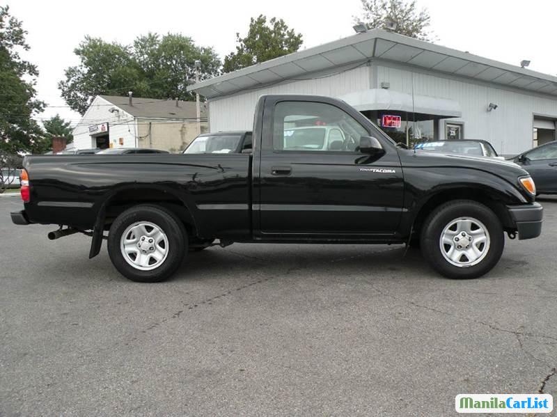 Toyota Tacoma Manual 2004 - image 3