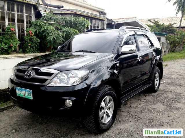Picture of Toyota Fortuner Automatic 2008