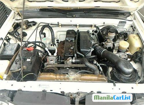 Isuzu Manual 2004 - image 12