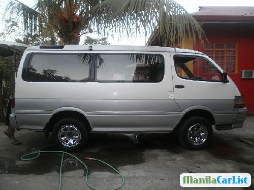 Picture of Toyota Hiace Automatic 2002