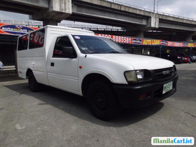 Picture of Isuzu Manual 2000