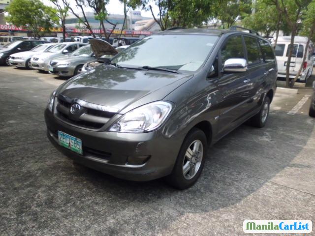 Picture of Toyota Innova Automatic 2005