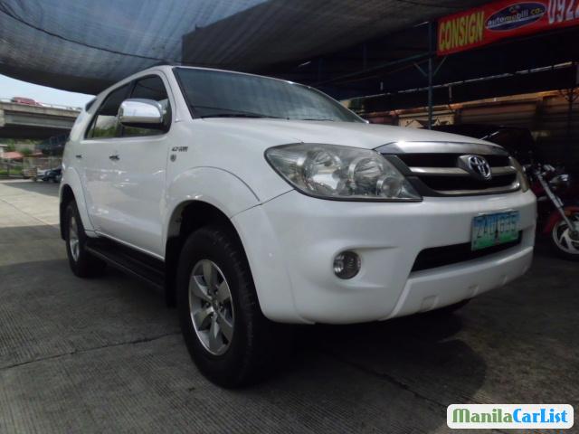 Picture of Toyota Fortuner Automatic 2005